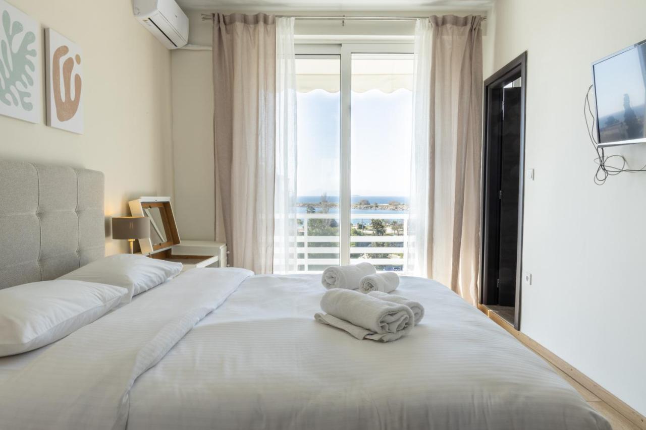 Modern Apt In Glyfada A Breath Away From The Sea - The View 雅典 外观 照片